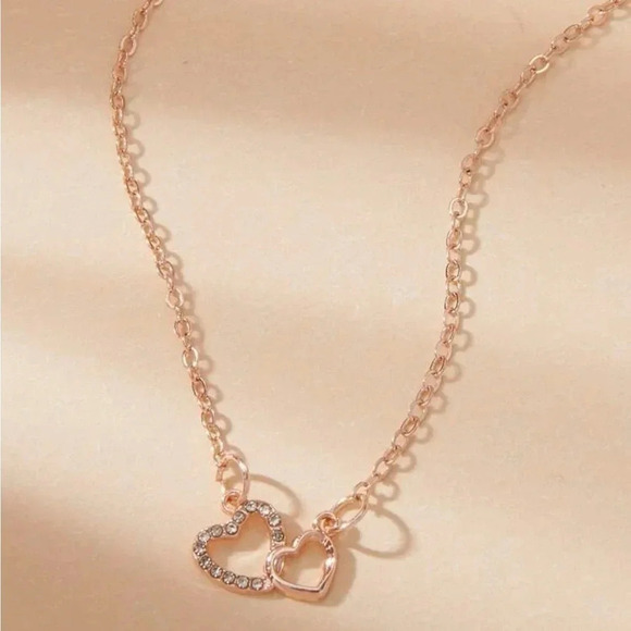 unavailable⚠️Clearance Rose Gold Rhinestone Heart Charm Necklace - Picture 3 of 4